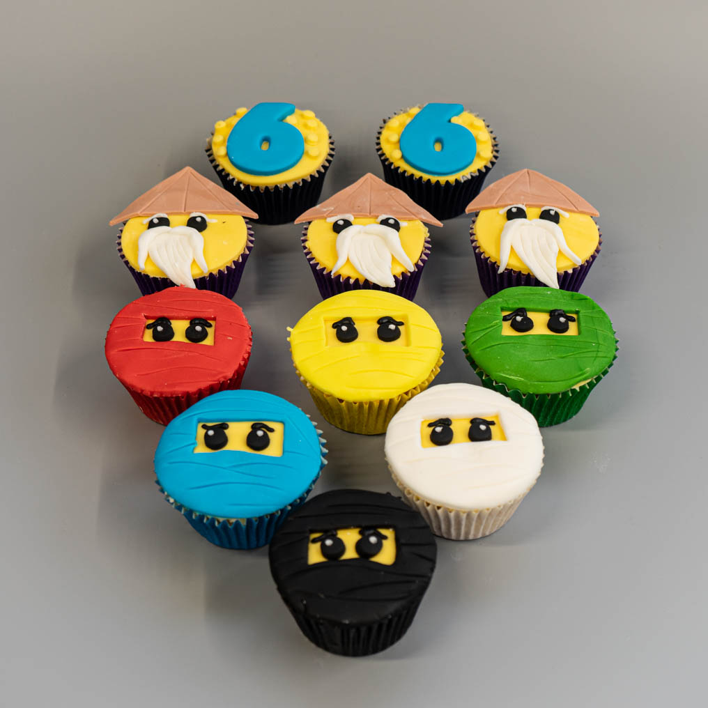 Cupcake Topper und Manchetten Lego Ninjago für 12 Cupcakes 